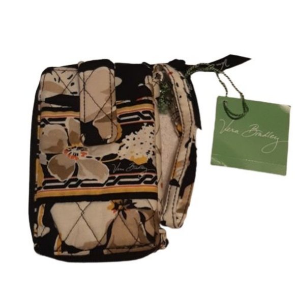 Carry it All Wristlet Wallet Dogwood Retired - Picture 2 of 4